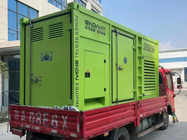 安次更换水冷式机油散热器的密封件时，如何选择合适的密封胶？